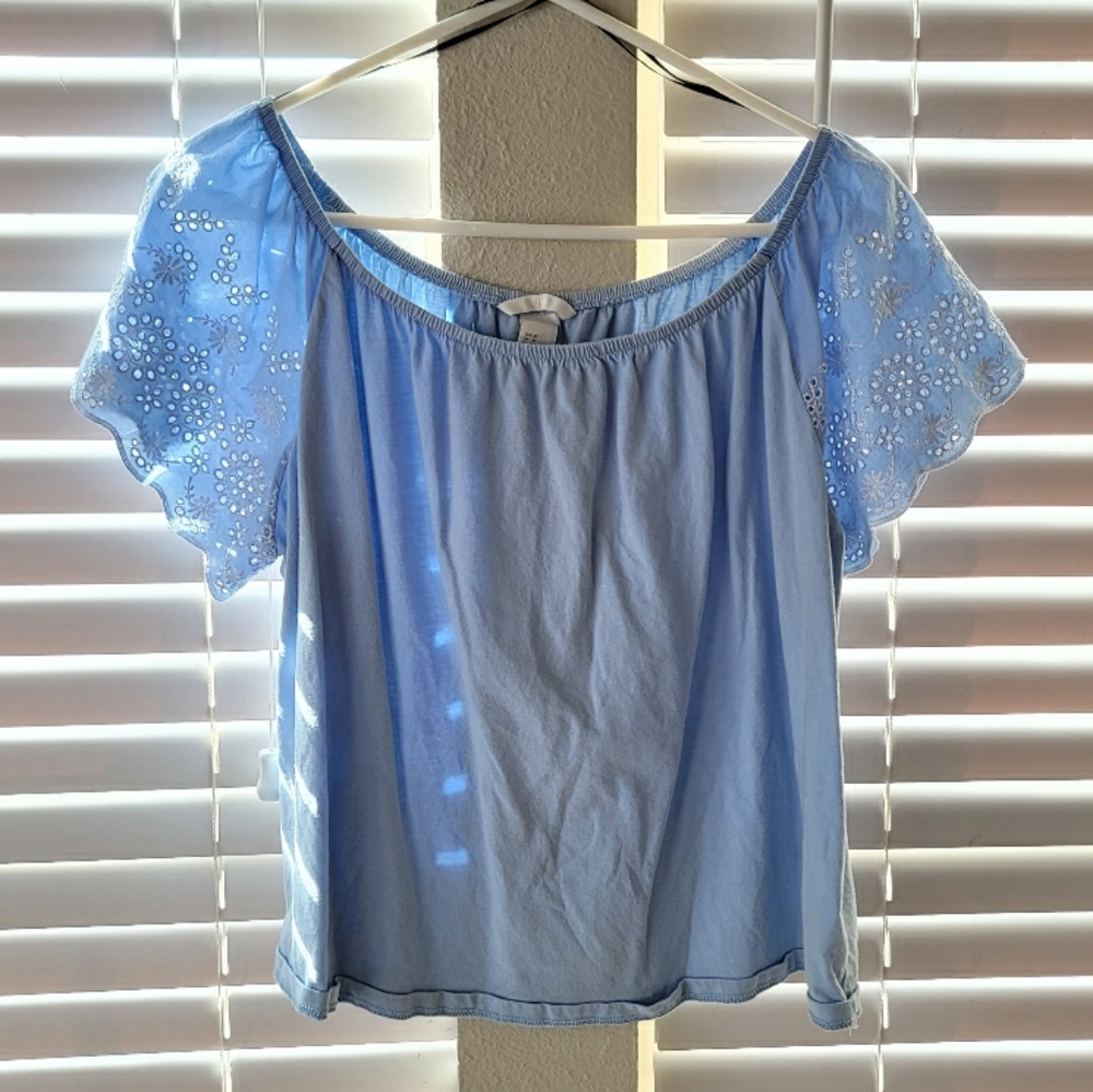 H&M baby blue blouse